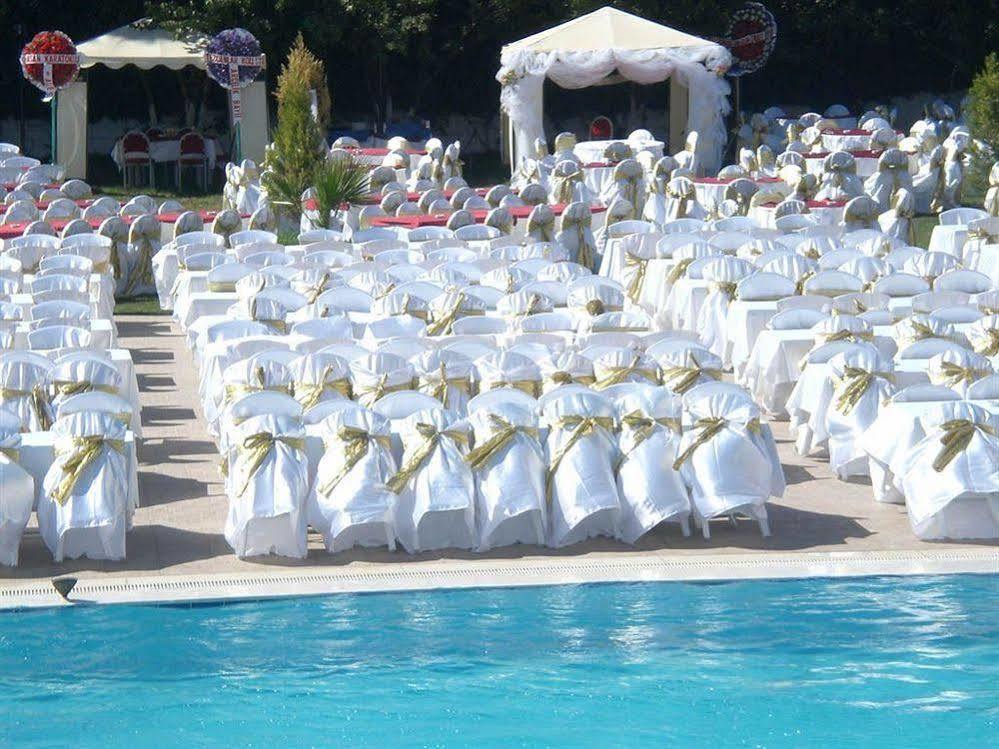 Metropolis Hotel Torbalı Exterior foto