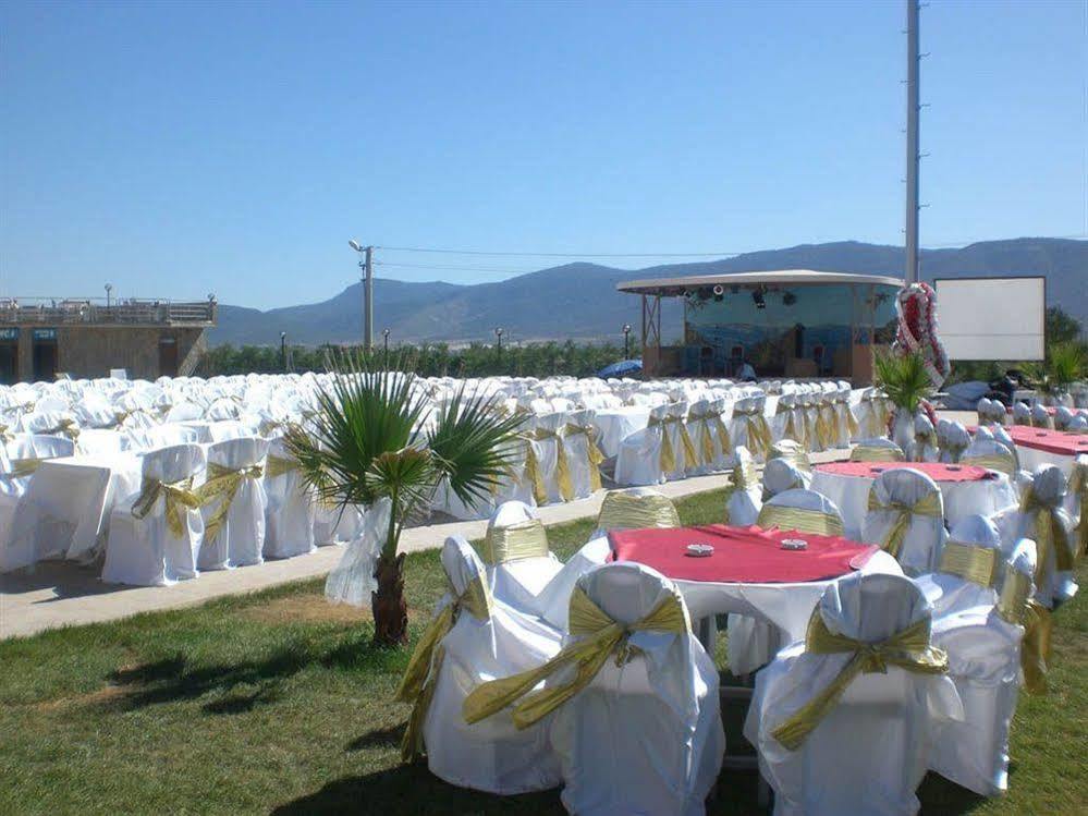 Metropolis Hotel Torbalı Exterior foto